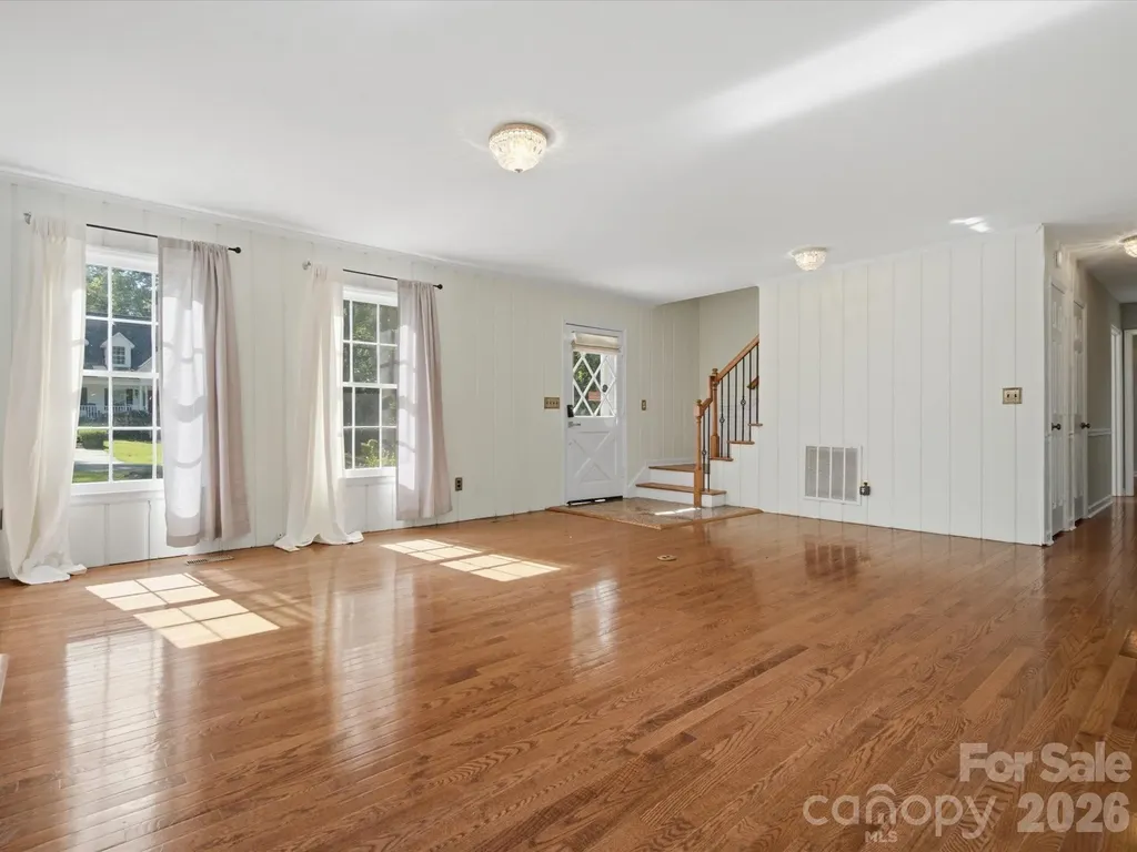 6737 Harrison Road Charlotte NC 28270