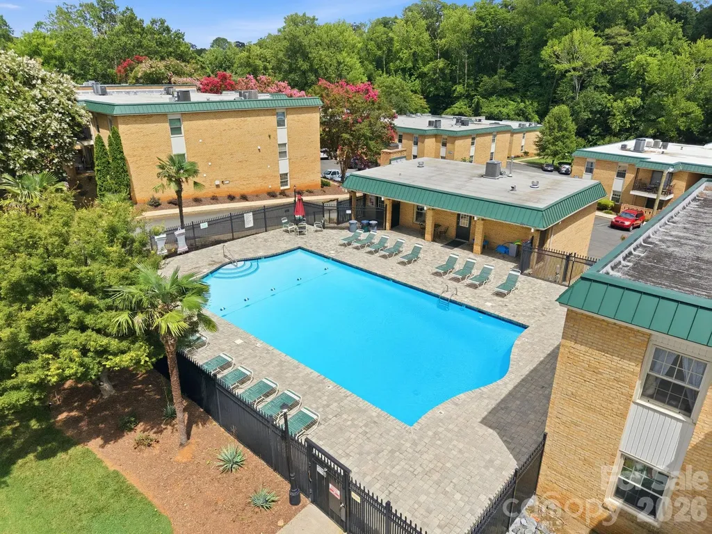 4735 Hedgemore Drive Charlotte NC 28209