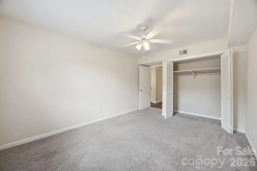 4735 Hedgemore Drive Charlotte NC 28209