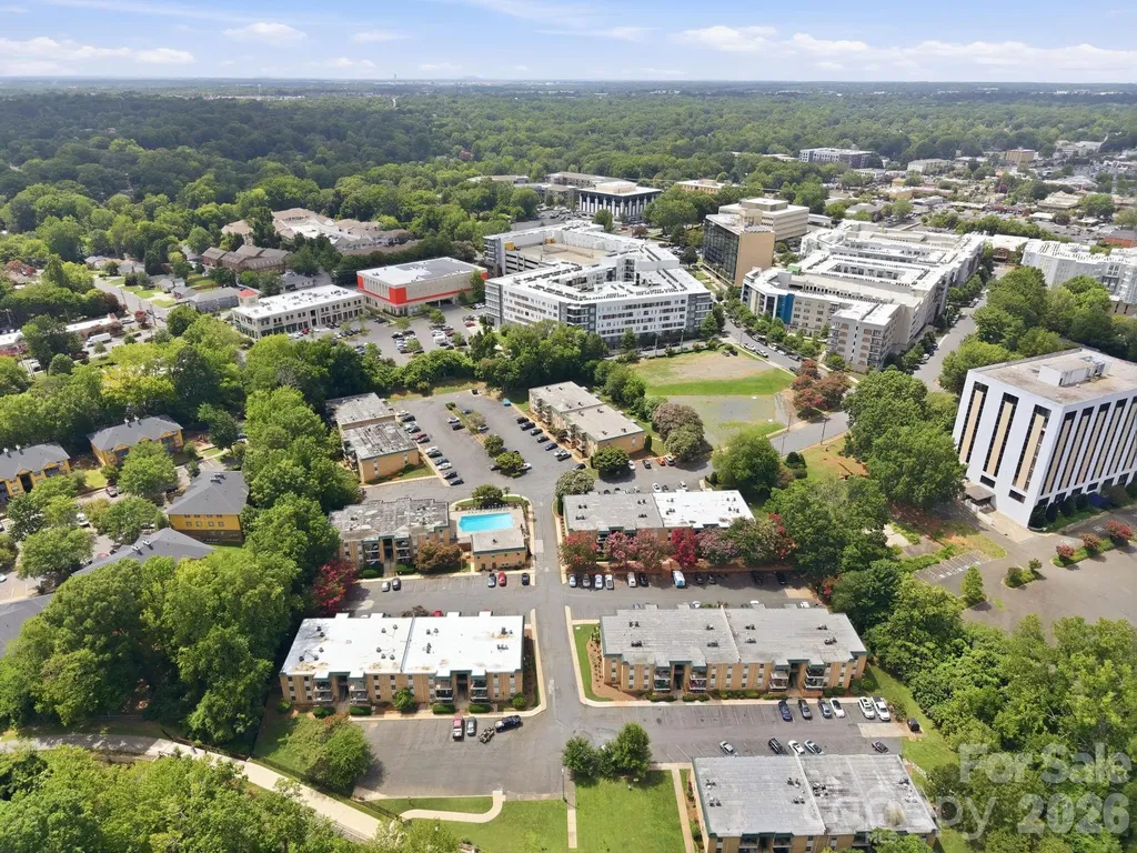 4735 Hedgemore Drive Charlotte NC 28209