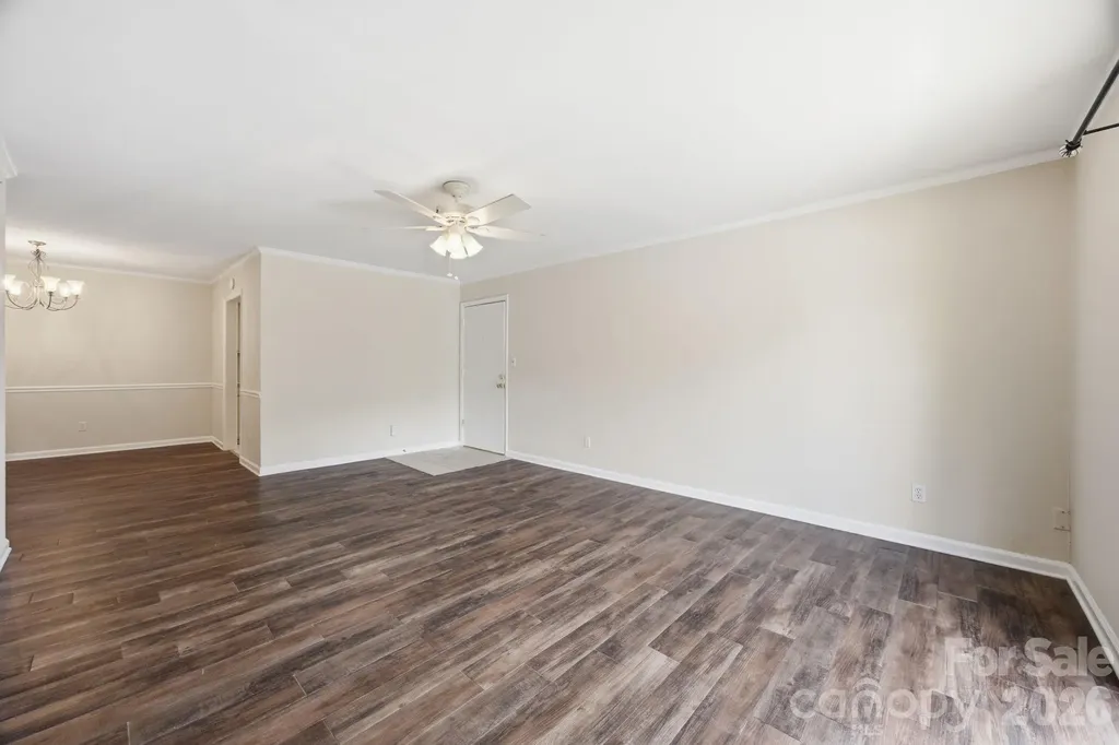 4735 Hedgemore Drive Charlotte NC 28209