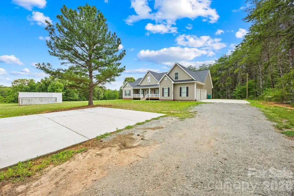 4669 Grooms Road Reidsville NC 27320