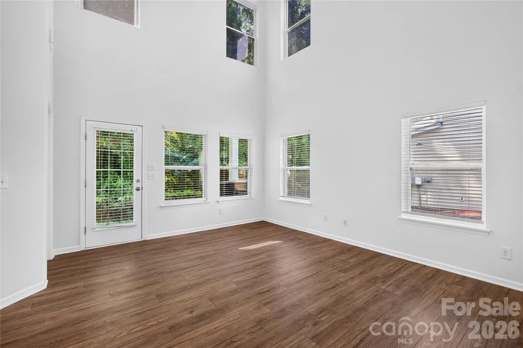 4711 Craigmoss Lane Charlotte NC 28278