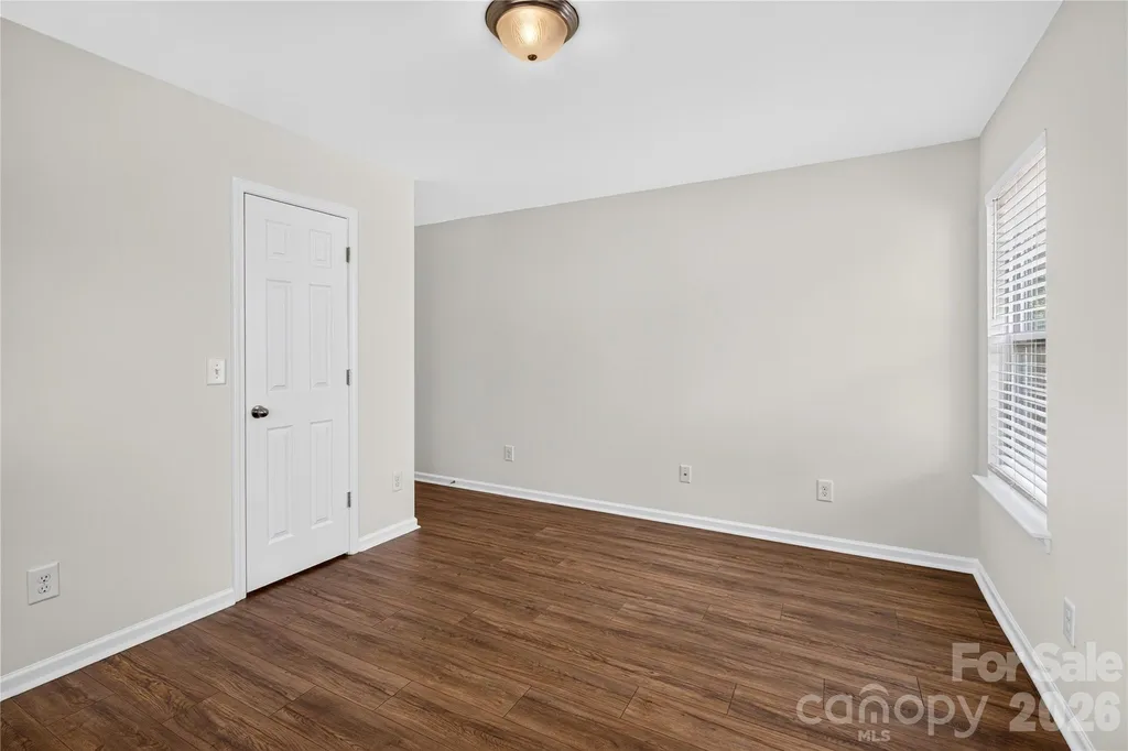 4711 Craigmoss Lane Charlotte NC 28278