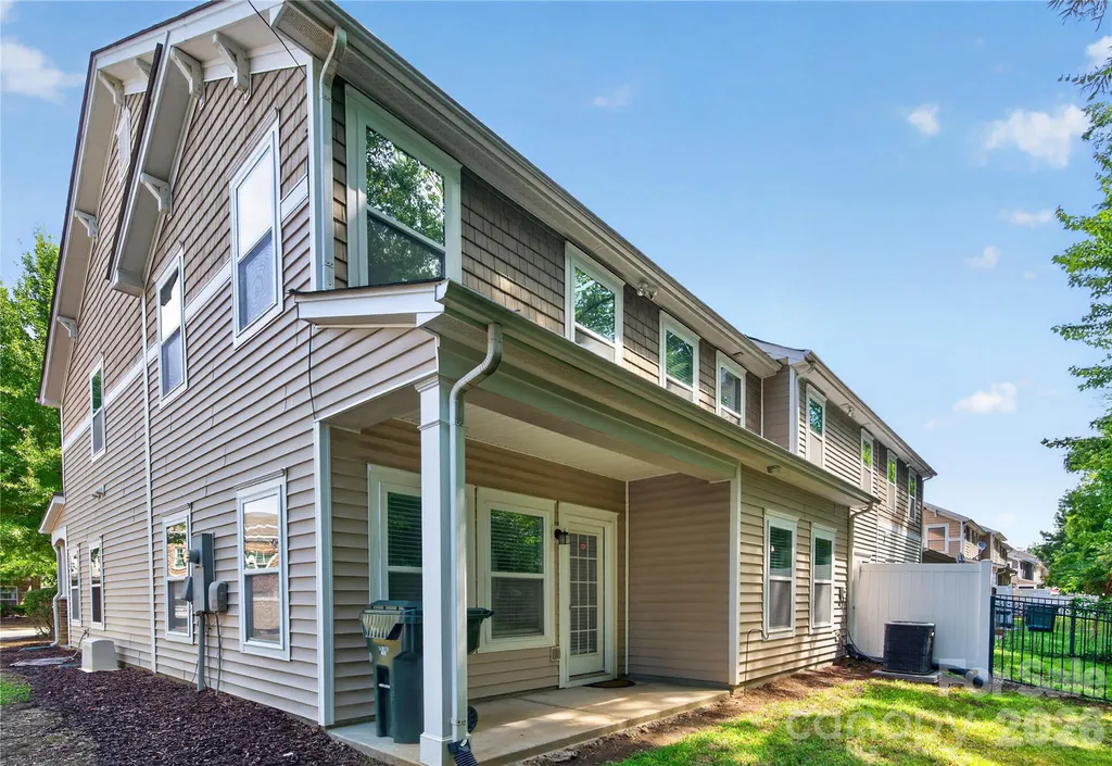 4711 Craigmoss Lane Charlotte NC 28278