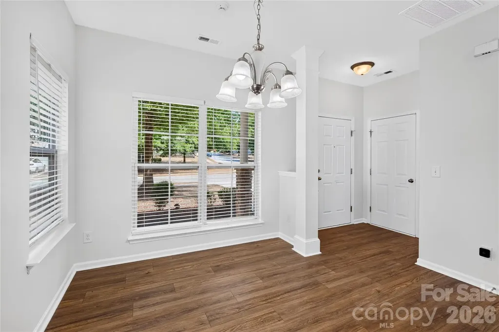 4711 Craigmoss Lane Charlotte NC 28278