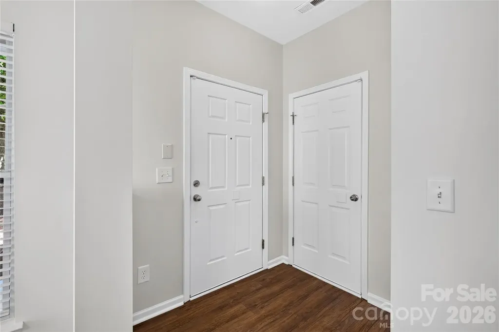 4711 Craigmoss Lane Charlotte NC 28278