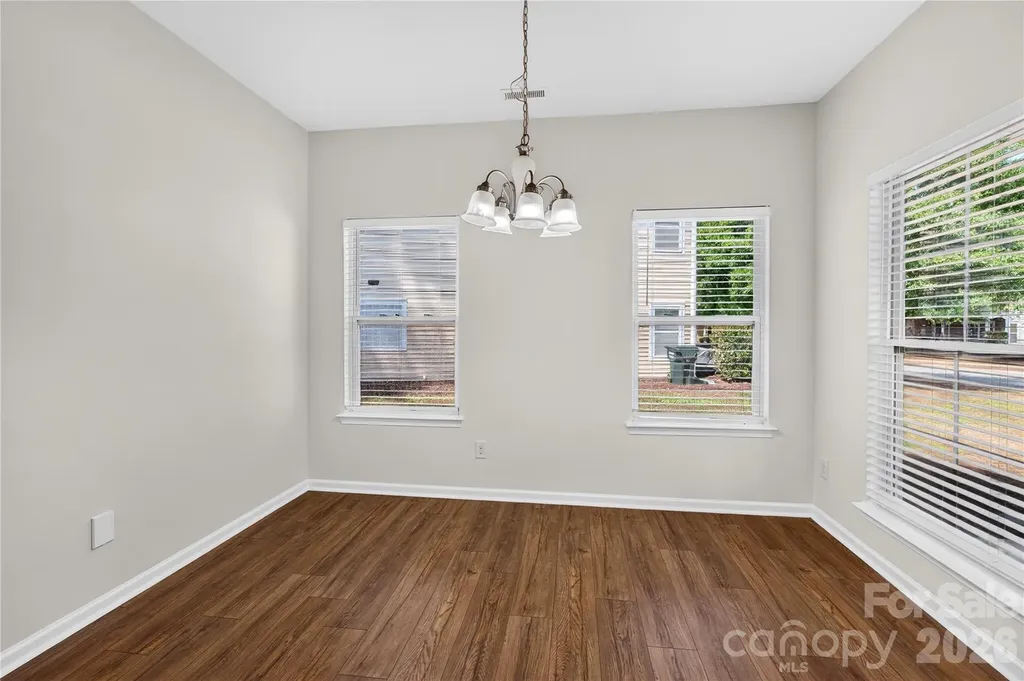 4711 Craigmoss Lane Charlotte NC 28278