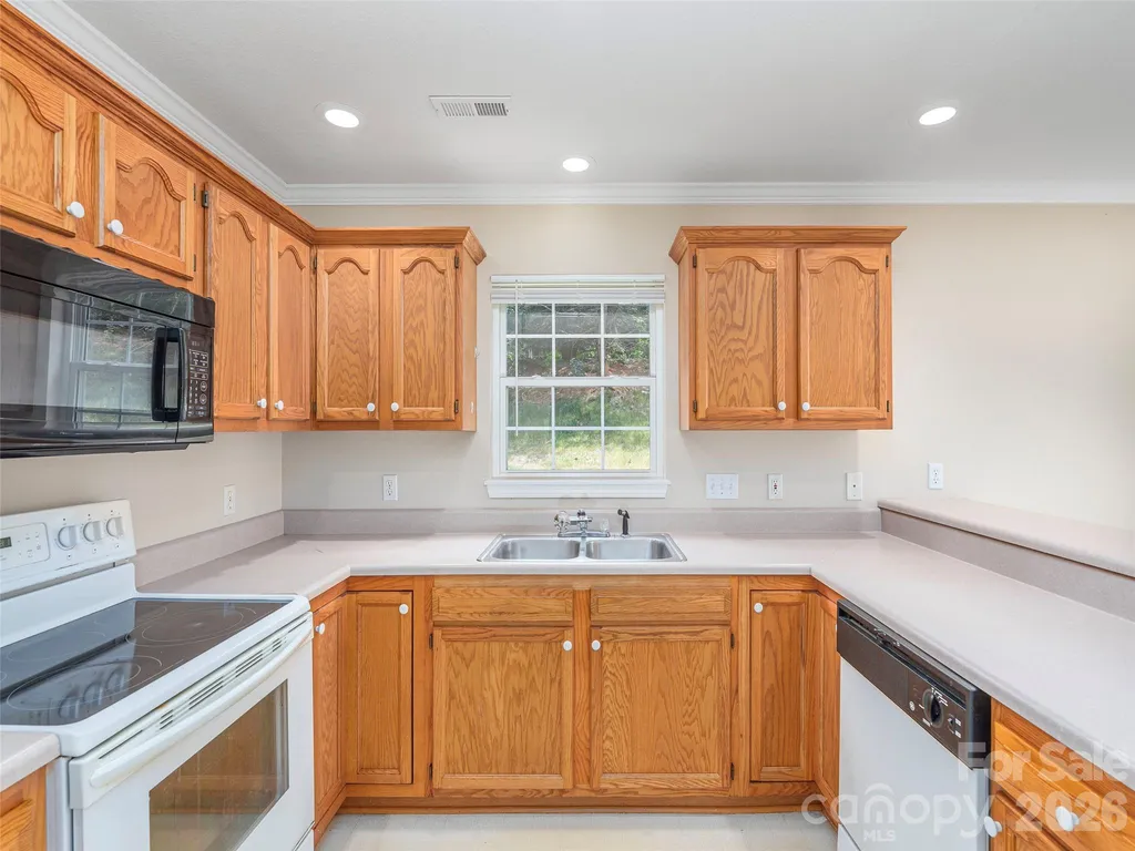 1 Willoughby Run Drive Asheville NC 28803