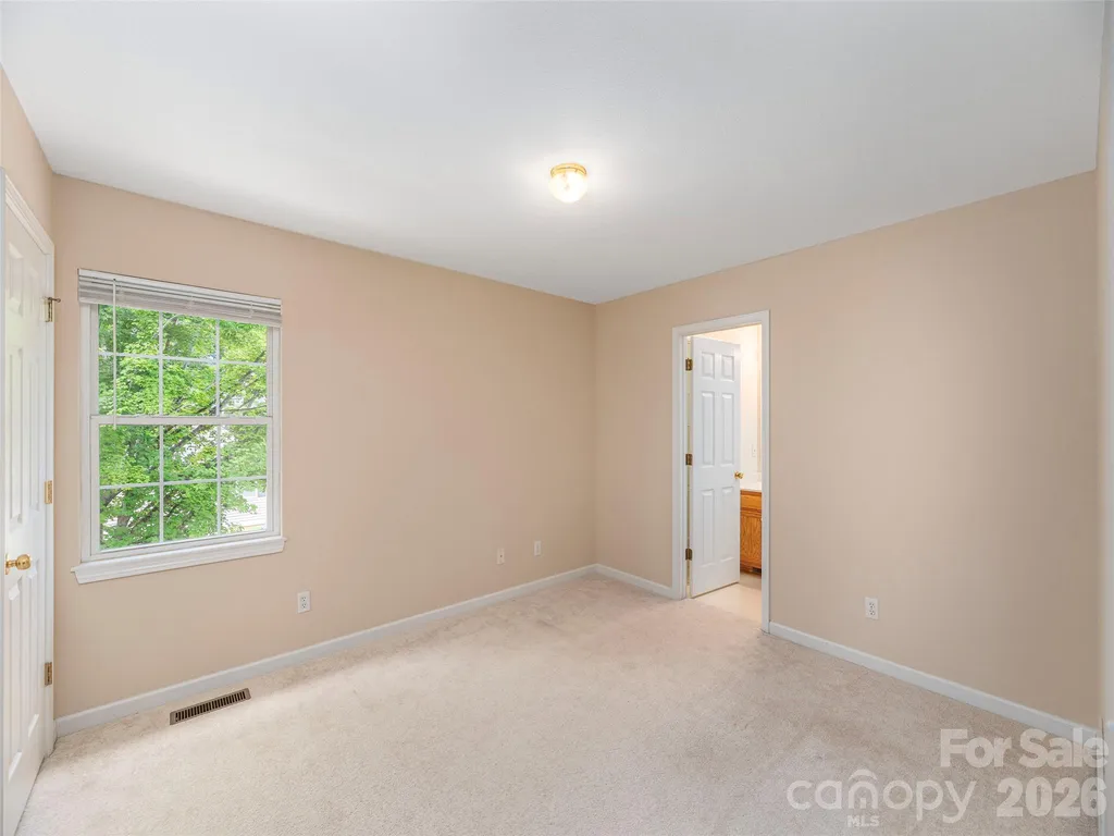 1 Willoughby Run Drive Asheville NC 28803