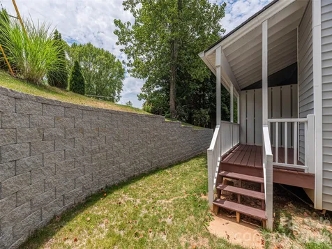 1 Willoughby Run Drive Asheville NC 28803