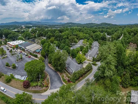 1 Willoughby Run Drive Asheville NC 28803