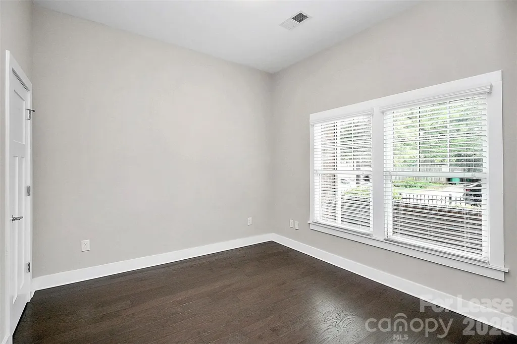 1420 W 4th Street Charlotte NC 28208