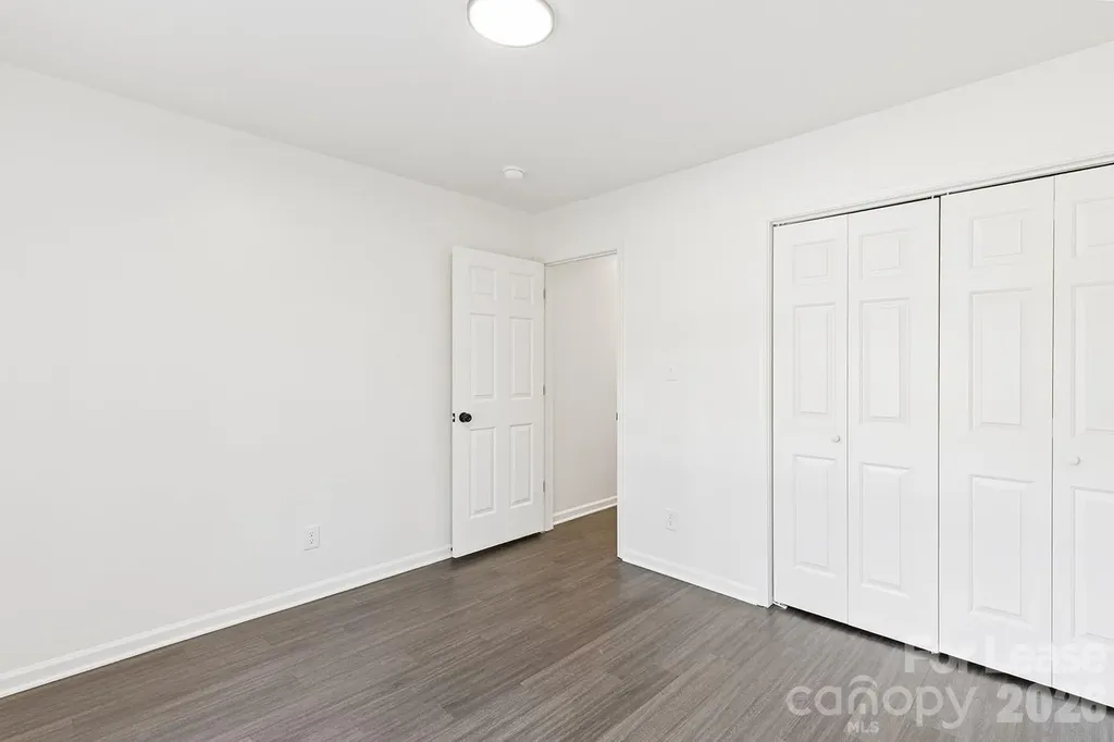 913 Tennyson Drive Charlotte NC 28208
