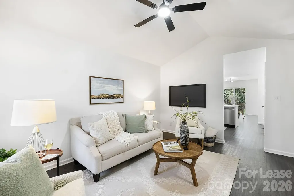 913 Tennyson Drive Charlotte NC 28208