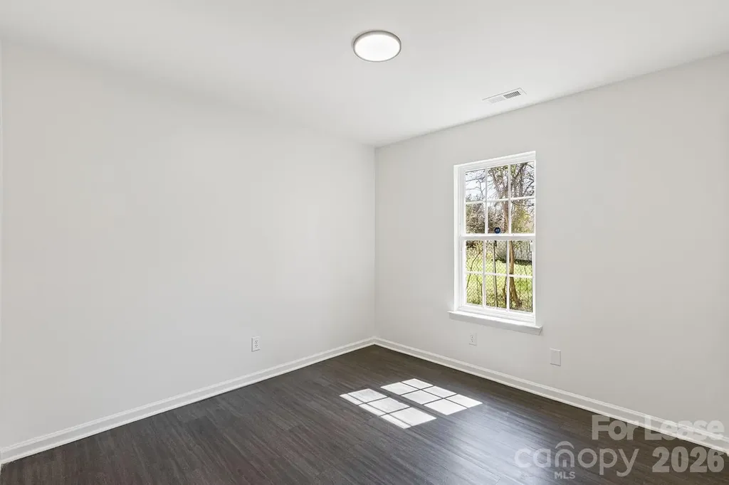 913 Tennyson Drive Charlotte NC 28208