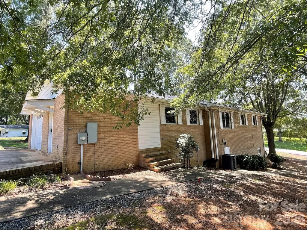 920 Page Street Mount Pleasant NC 28124