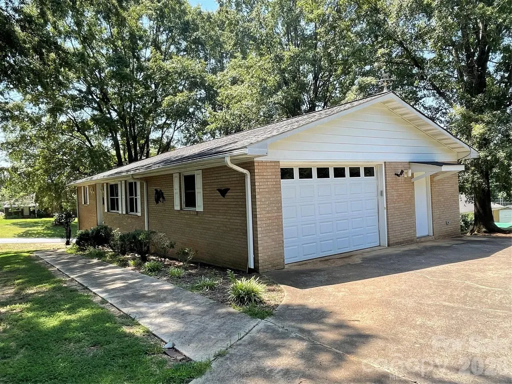 920 Page Street Mount Pleasant NC 28124