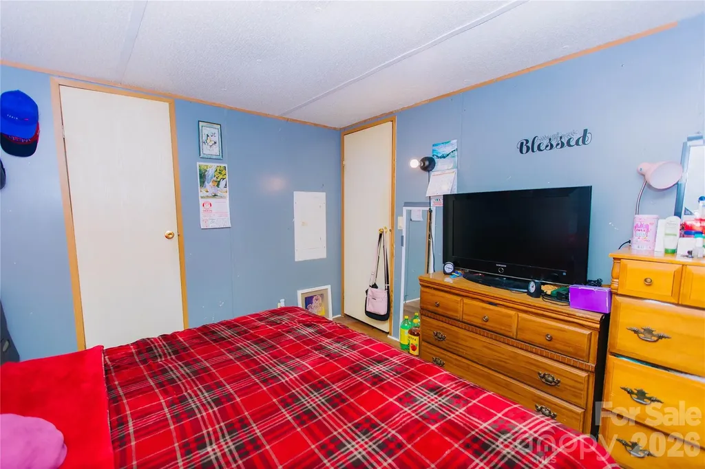 1341 Freedom Lane Newton NC 28658