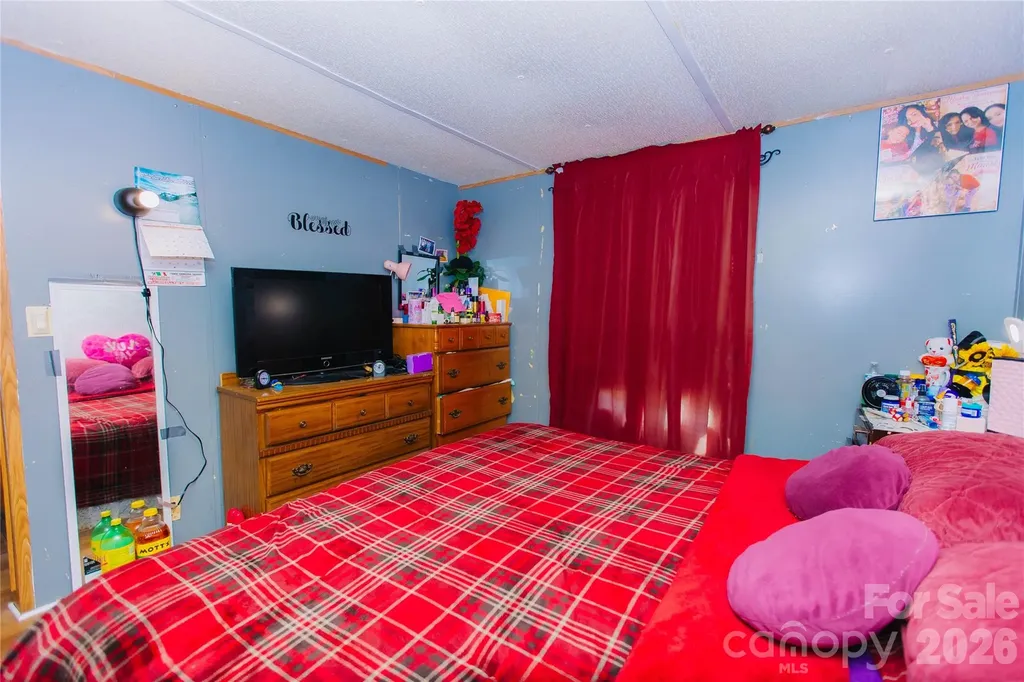 1341 Freedom Lane Newton NC 28658