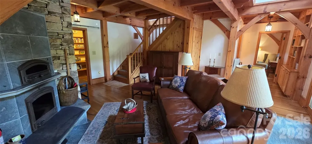 165 Winding Trail Burnsville NC 28714