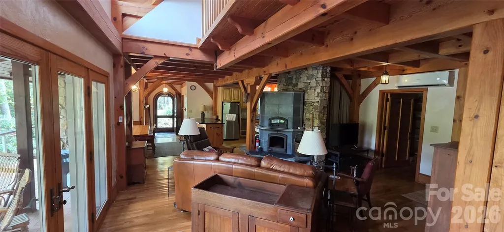 165 Winding Trail Burnsville NC 28714
