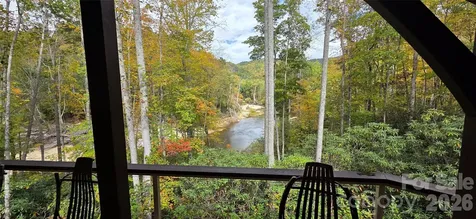 165 Winding Trail Burnsville NC 28714