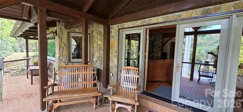 165 Winding Trail Burnsville NC 28714