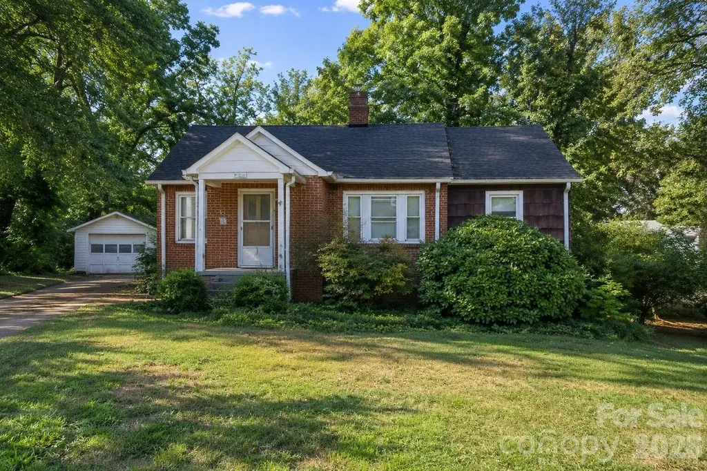 2337 W Nc 10 Highway Newton NC 28658