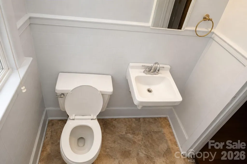 2337 W Nc 10 Highway Newton NC 28658
