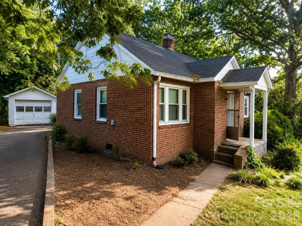 2337 W Nc 10 Highway Newton NC 28658