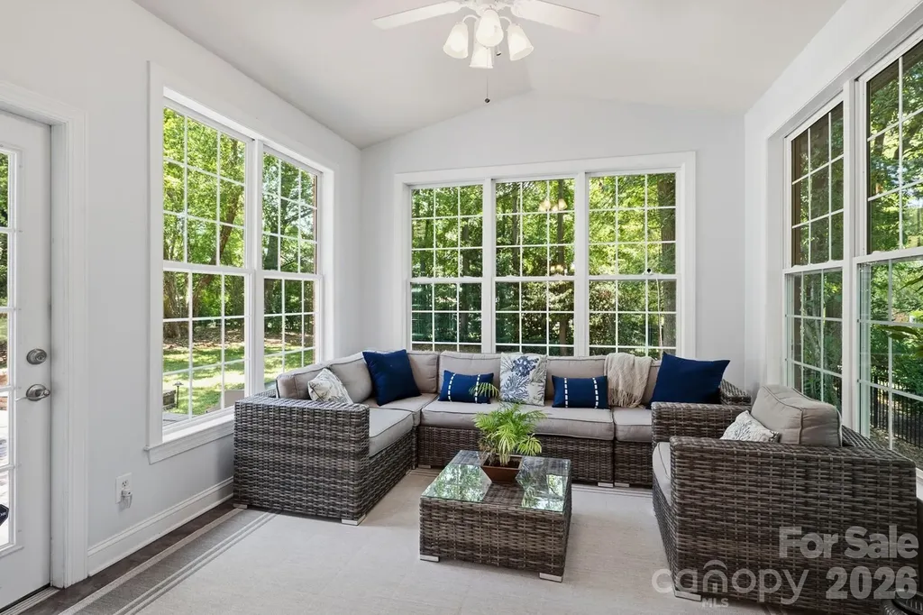 5210 Addington Court Charlotte NC 28277