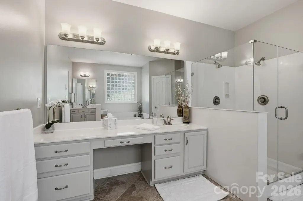 5210 Addington Court Charlotte NC 28277