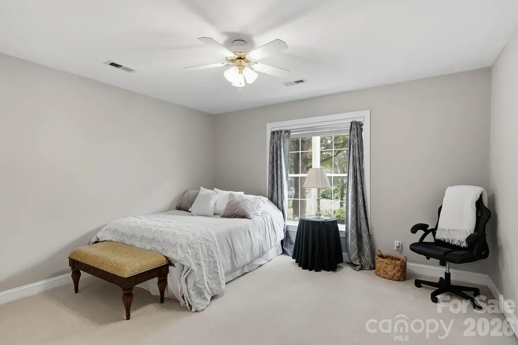 5210 Addington Court Charlotte NC 28277
