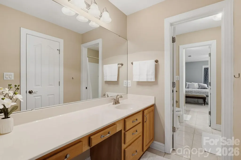 5210 Addington Court Charlotte NC 28277