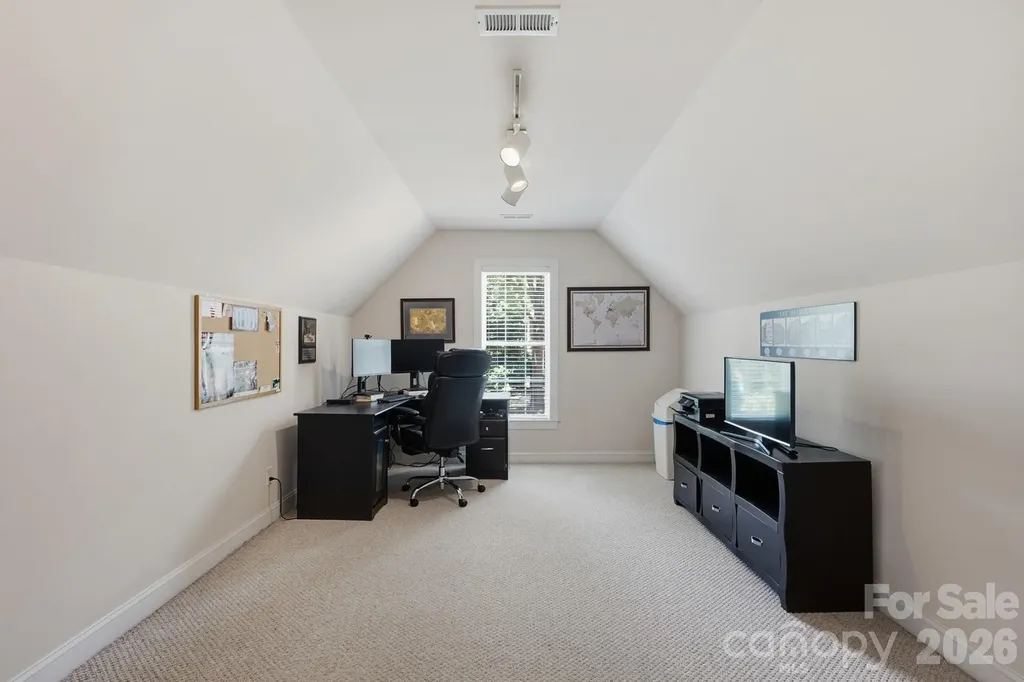 5210 Addington Court Charlotte NC 28277