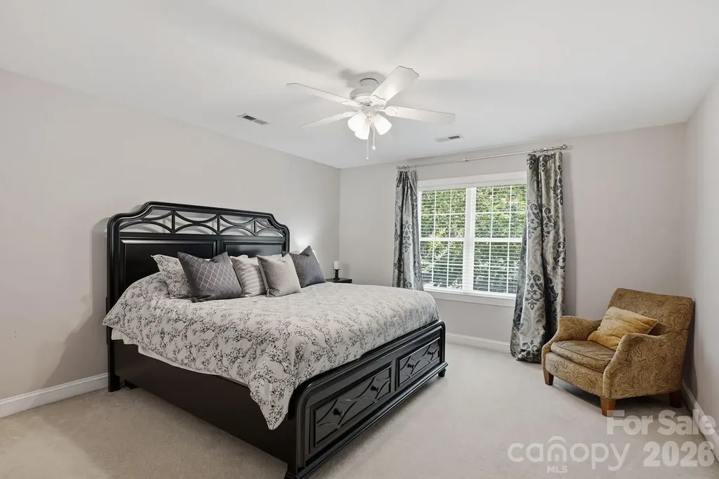 5210 Addington Court Charlotte NC 28277