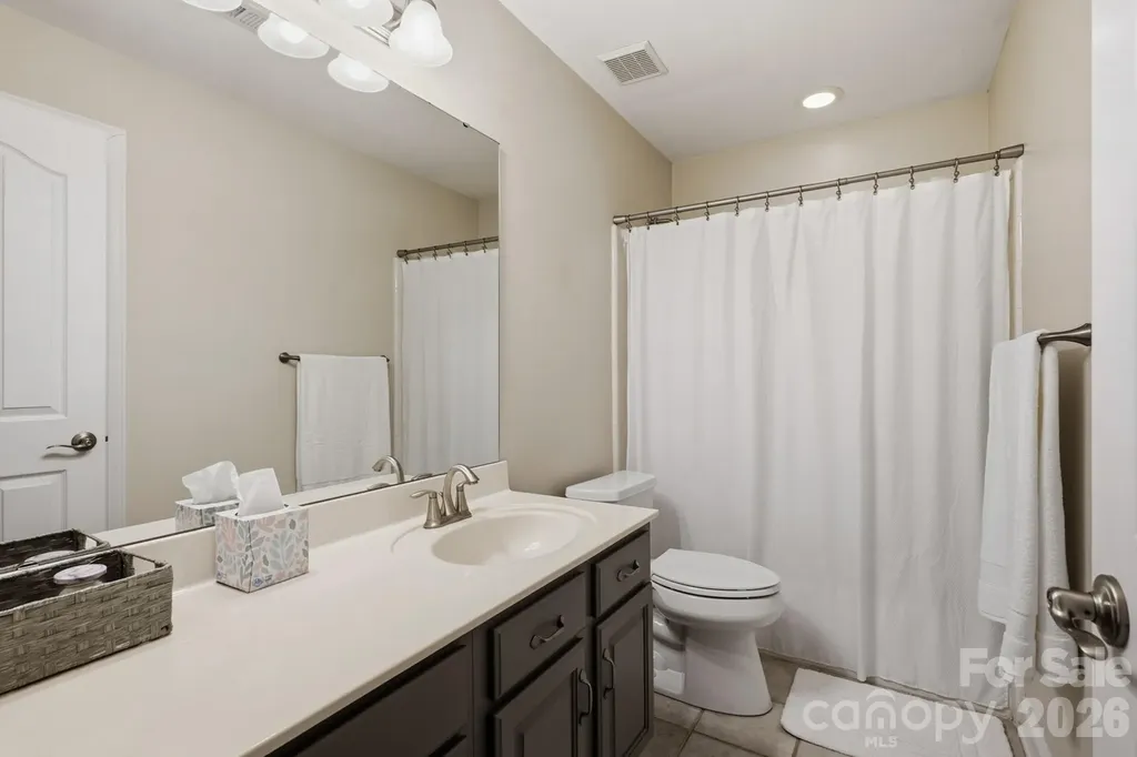 5210 Addington Court Charlotte NC 28277