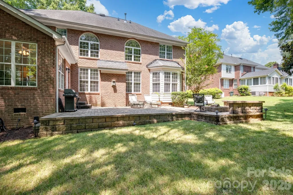 5210 Addington Court Charlotte NC 28277