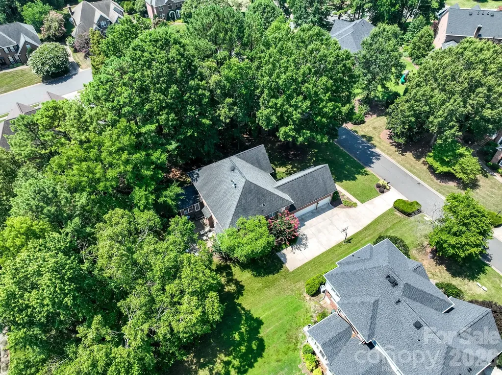 5210 Addington Court Charlotte NC 28277