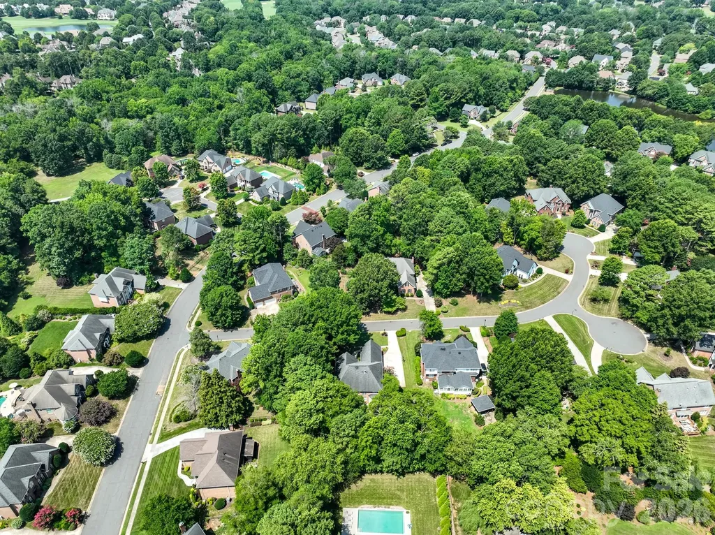 5210 Addington Court Charlotte NC 28277