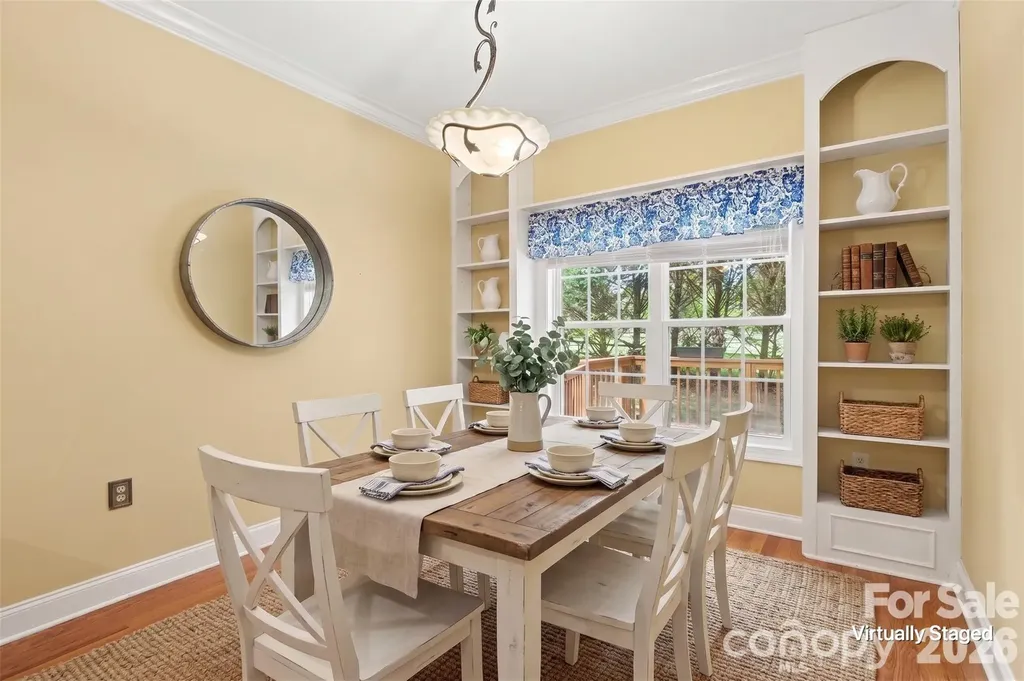 3563 Wandering Lane NE Hickory NC 28601