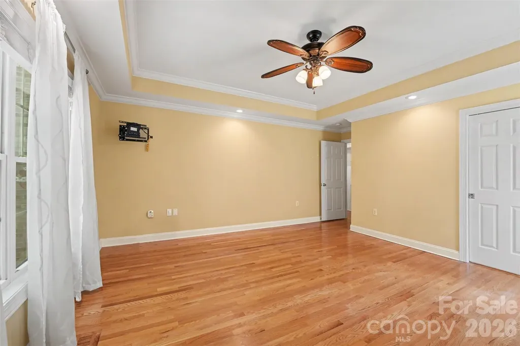3563 Wandering Lane NE Hickory NC 28601