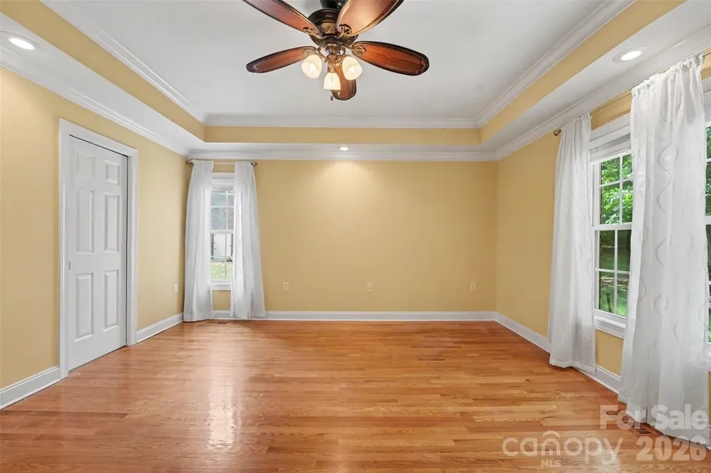 3563 Wandering Lane NE Hickory NC 28601