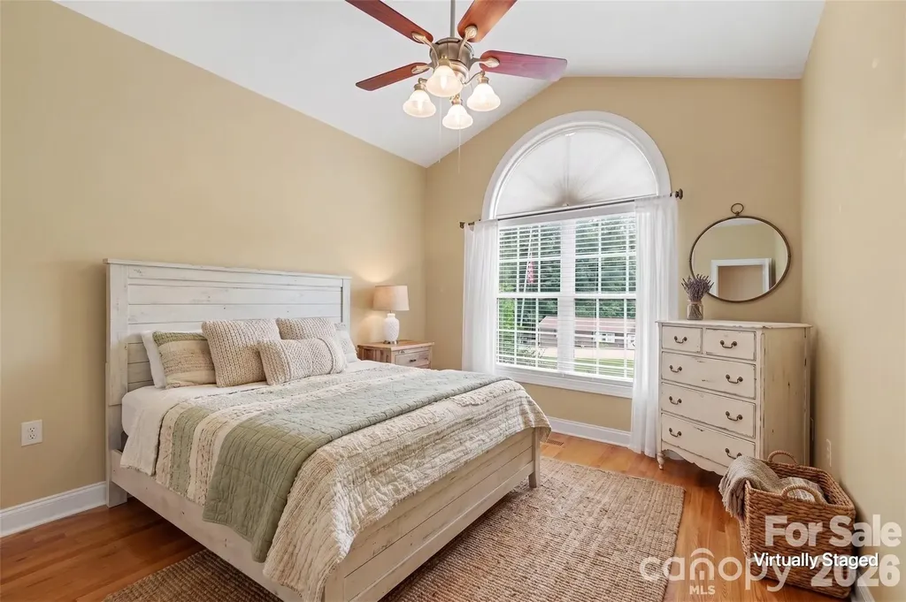 3563 Wandering Lane NE Hickory NC 28601
