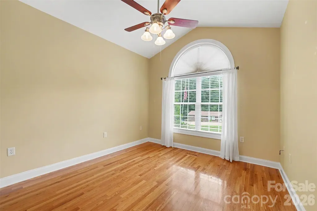 3563 Wandering Lane NE Hickory NC 28601
