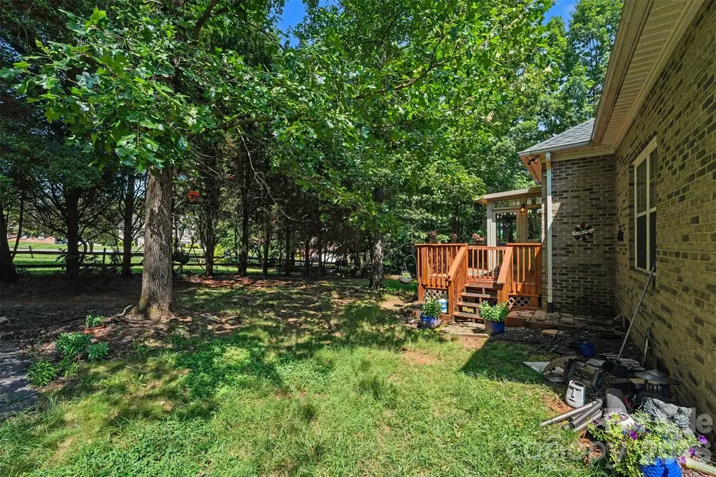 3563 Wandering Lane NE Hickory NC 28601