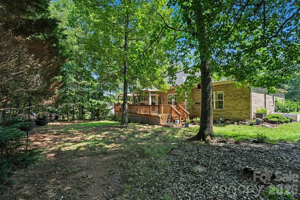3563 Wandering Lane NE Hickory NC 28601