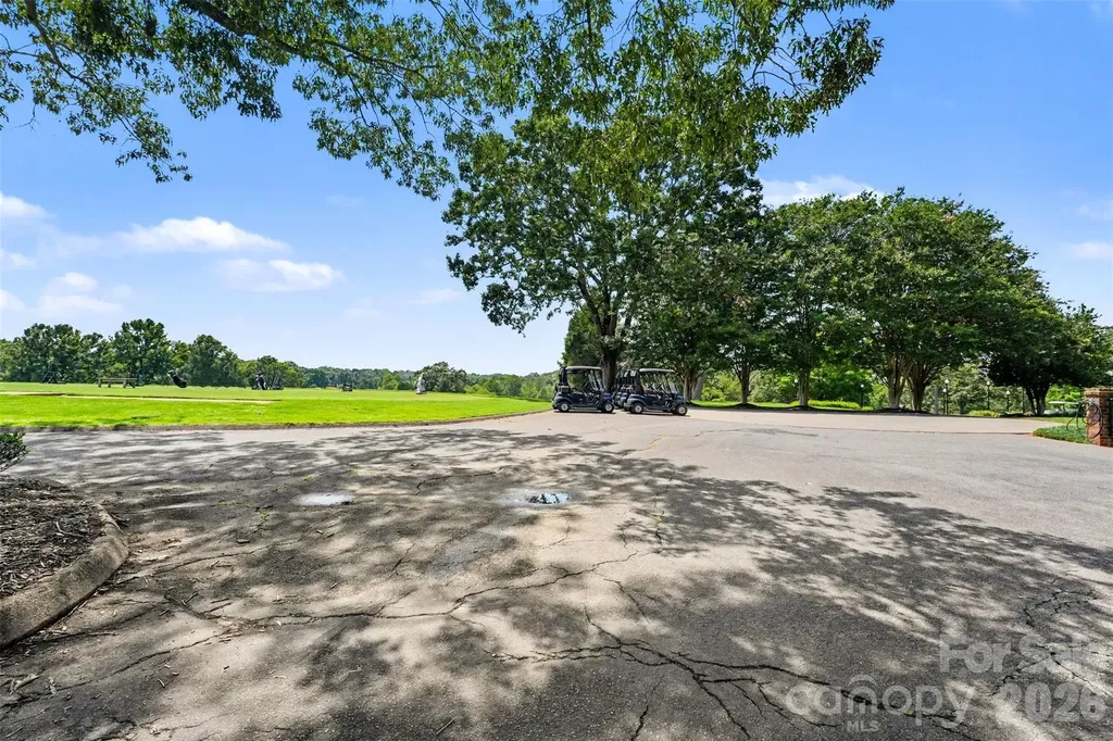 3563 Wandering Lane NE Hickory NC 28601