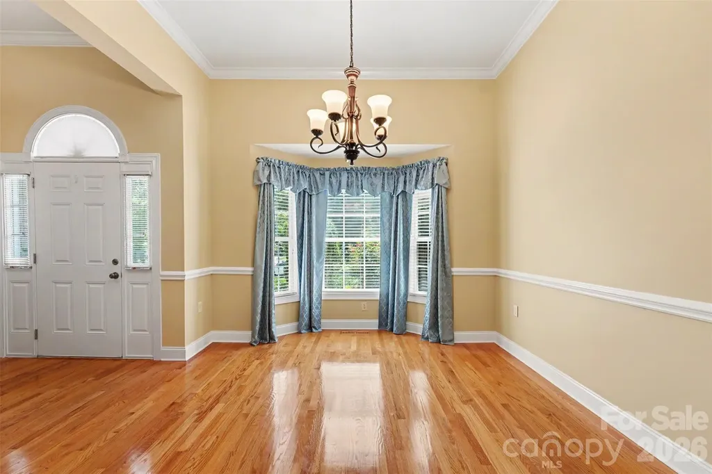3563 Wandering Lane NE Hickory NC 28601